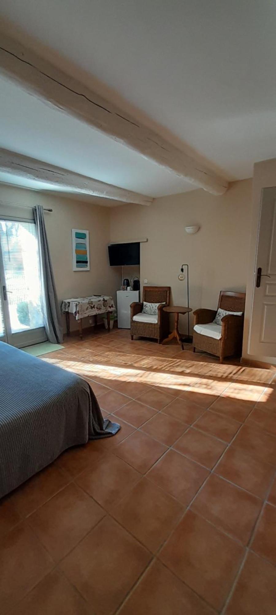 Le Mas Des Vergers Salon-de-Provence Dış mekan fotoğraf